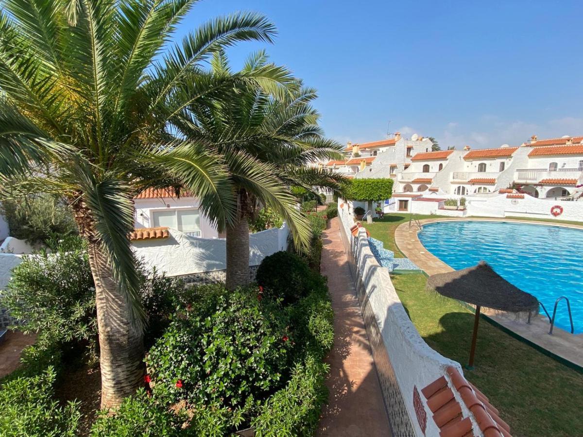 Villa Ohana Рокетас де Мар Екстериор снимка
