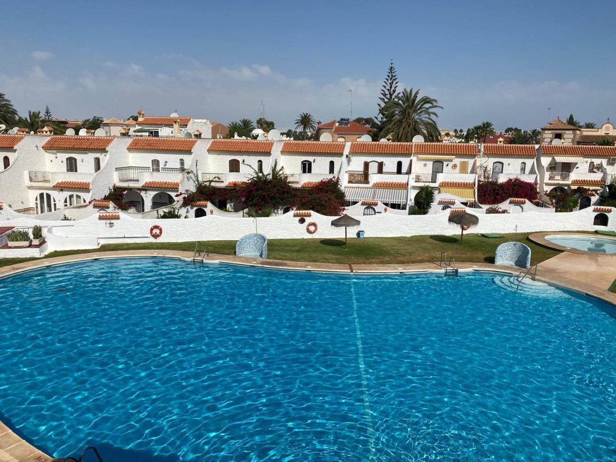 Villa Ohana Рокетас де Мар Екстериор снимка